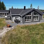 Modern With Views By Trail In Hadeland *